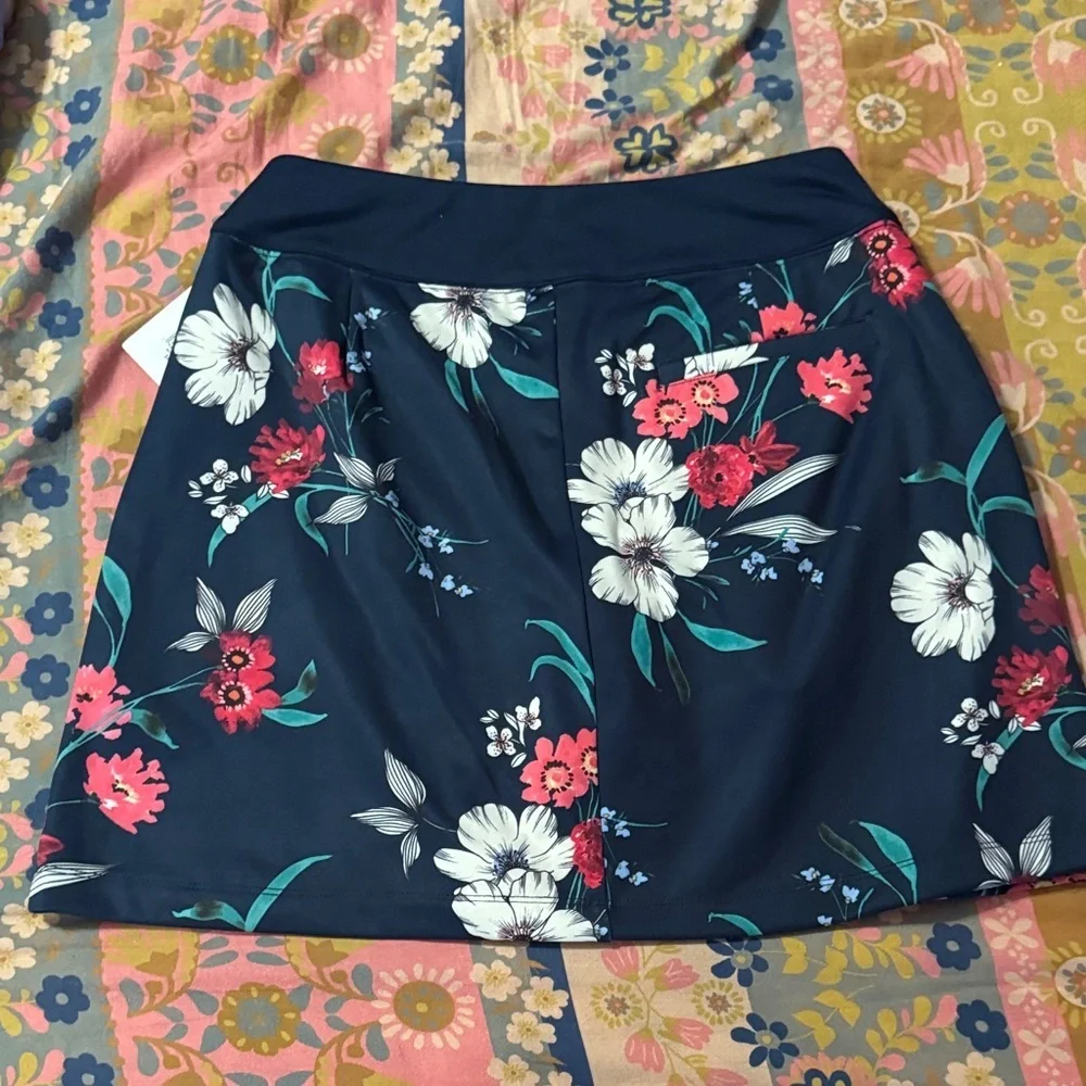 Lady Hagen Navy Floral Golf Skort with White Stripe Accent - Picture 5 of 6